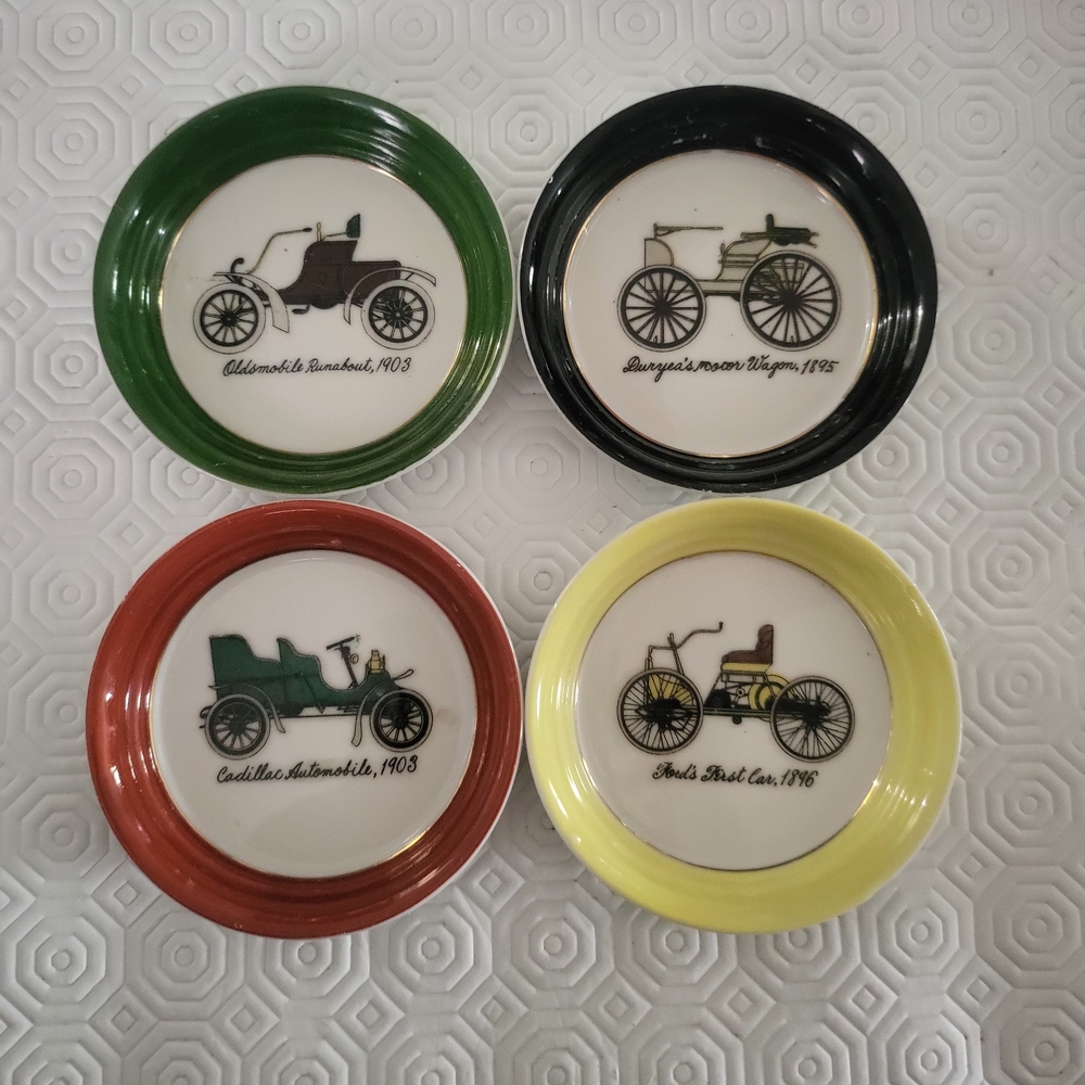 Classic Automobile Coaster Set - 4pc